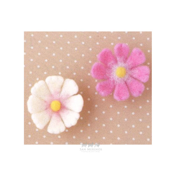 Aclaine Periwinkle Flower Brooch DIY Felt Kit