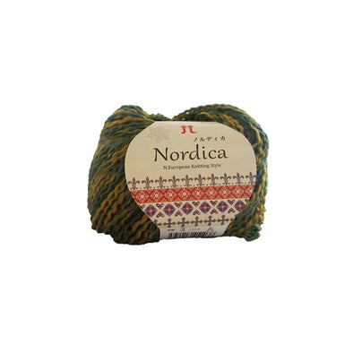 Hamanaka Nordica ハマナカ毛糸 ノルディカ acrylic wool yarn - green